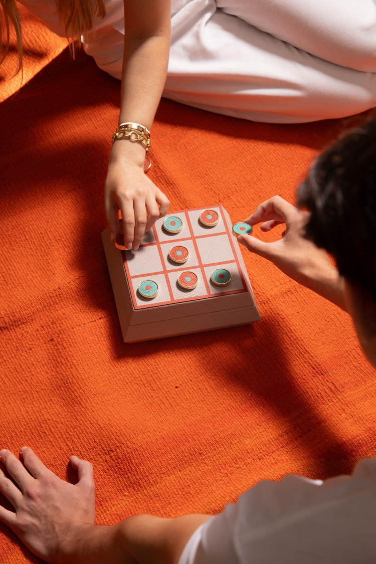 Tic Tac Toe Game Box Riviera