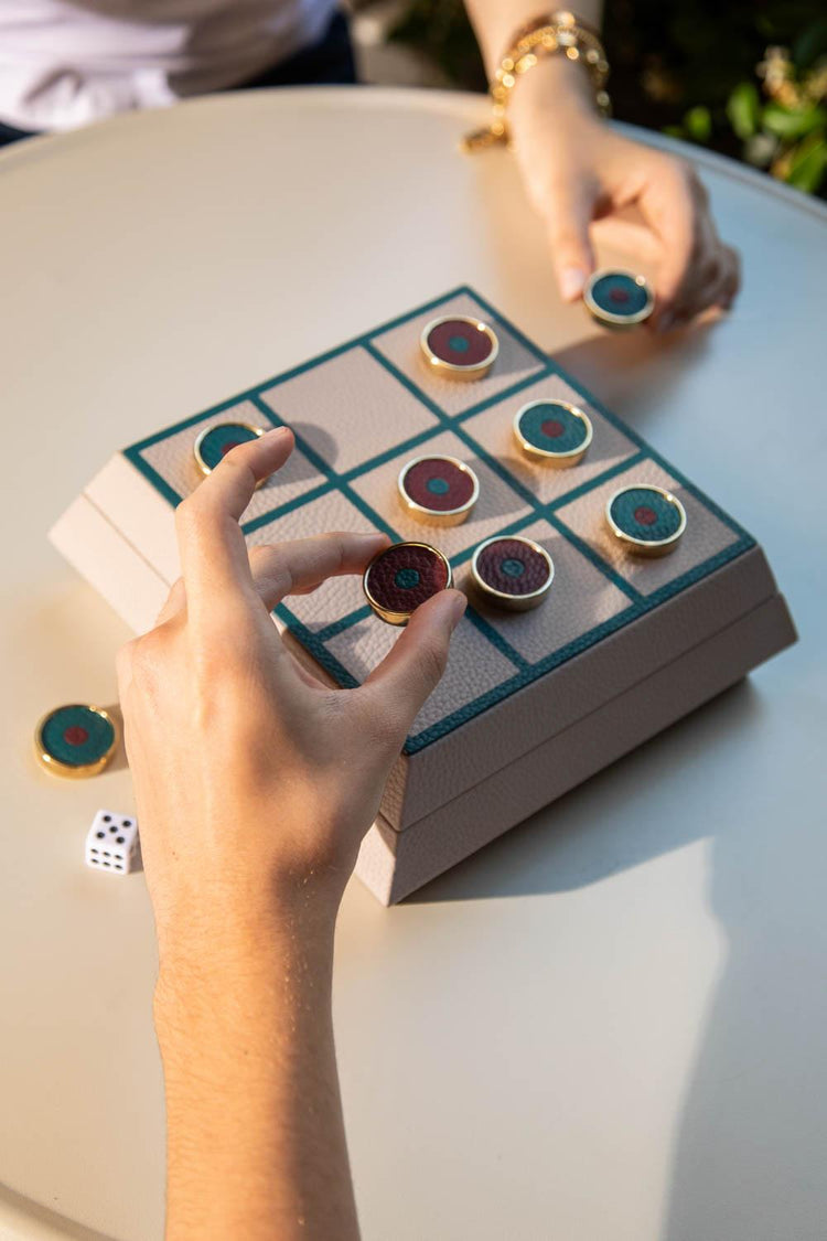 Tic Tac Toe Game Box