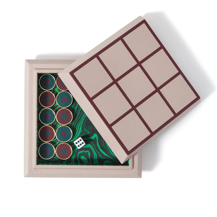 Tic Tac Toe Game Box