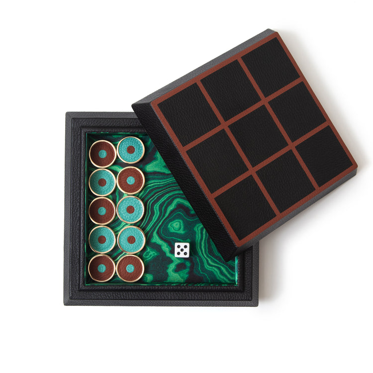 Tic Tac Toe Game Box